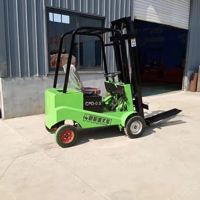 Fonte di alimentazione del motore a corrente alternata Camion elevatore elettrico da 1,5 tonnellate Progettazione portatile e autocarico