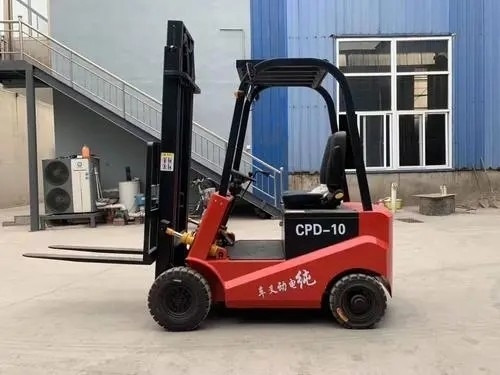 Camione elevatore elettrico al litio 5T con altezza di sollevamento di 3 m e rispettoso dell'ambiente