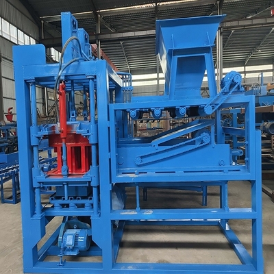 Materiale grezzo per mattoni di calcestruzzo Qt10-15 Macchina di fabbricazione di mattoni a blocchi di cemento completamente automatica