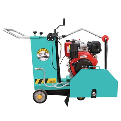 Alta efficienza operativa 700 mm Diesel Power Concrete Cutter Road Cutting Machine Made