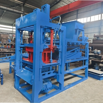 46080pcs/8hours Capacità di produzione Paver Brick Making Machine con 15s ciclo di stampaggio
