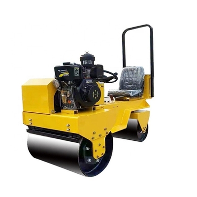 4000 kg Peso Compattatori Roller Vibrating Road Machinery con forza di eccitazione di 30KN