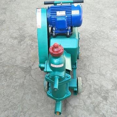 Macchine per la spruzzatura di materiali ignifughi a raggio di rotazione corto