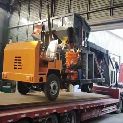 Macchina di spruzzatura di calcestruzzo montata su camion per galleria a pendenza 380v Voltaggio 6900x2900x2750mm