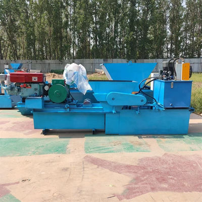 PUNTO DI VENTA UNICO macchina di rivestimento del canale idrico diesel su misura per fossato di drenaggio