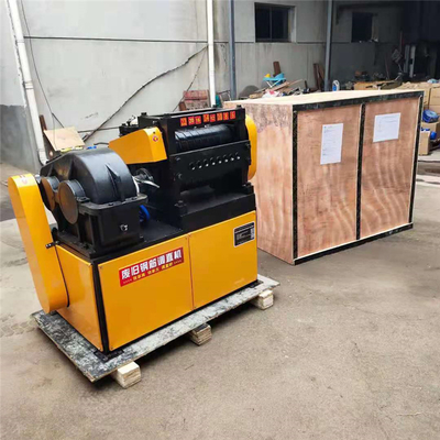 Potenza del motore 1440 r/min Dirigitore automatico di fili per la macchina di raddrizzamento di lamiere