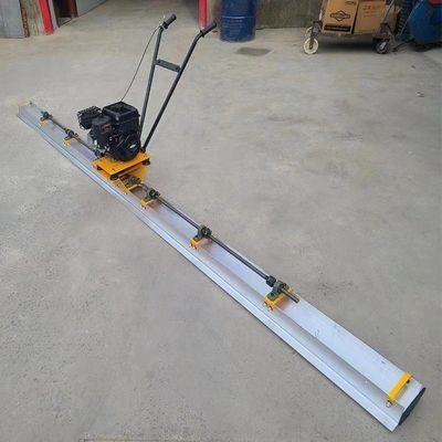 Modello SVR Vibrating Screed Ruler Machine per la raschiatura di superfici di calcestruzzo 600*450*450 mm