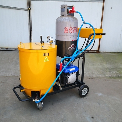 Sistema di strisciatura delle linee di verniciatura a freddo con efficienza Macchina di marcatura stradale Pressione di lavoro 8-16MPa