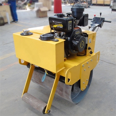 Progettazione 20KN*2 Forza eccitante Hand Road Roller Compactor per una migliore costruzione stradale