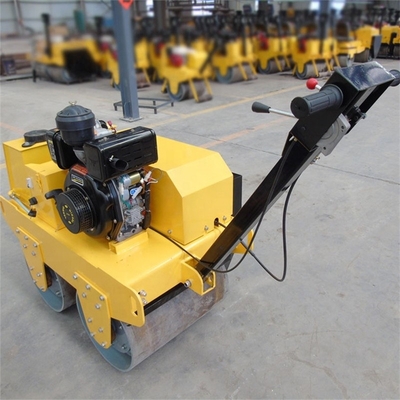 Progettazione 20KN*2 Forza eccitante Hand Road Roller Compactor per una migliore costruzione stradale